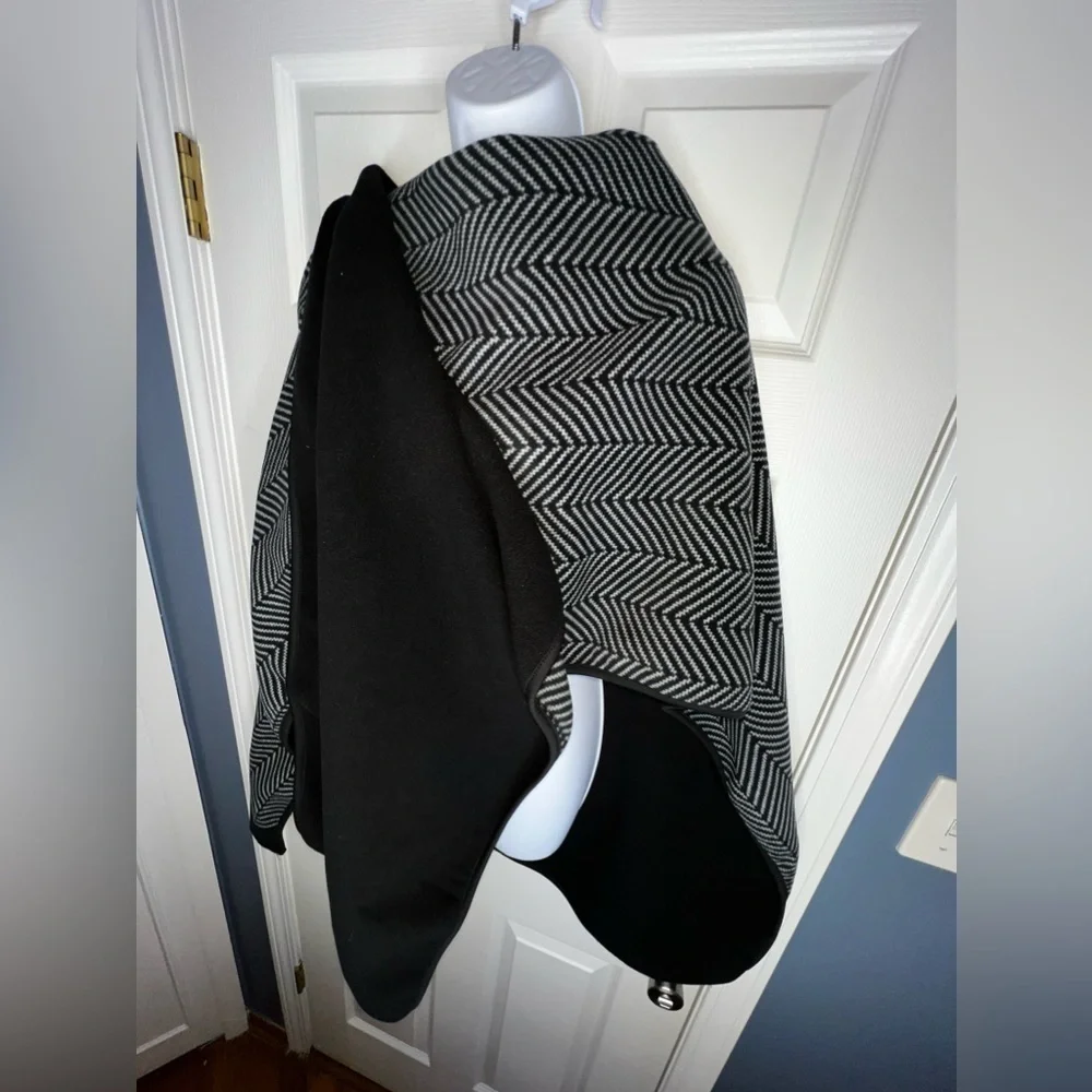 Ike Behar product black