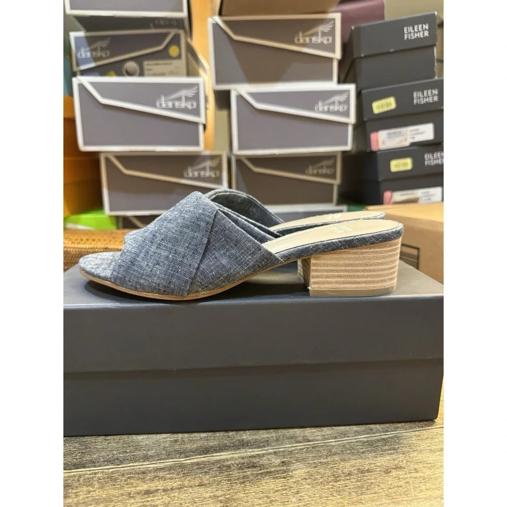 Eileen Fisher eileen fisher