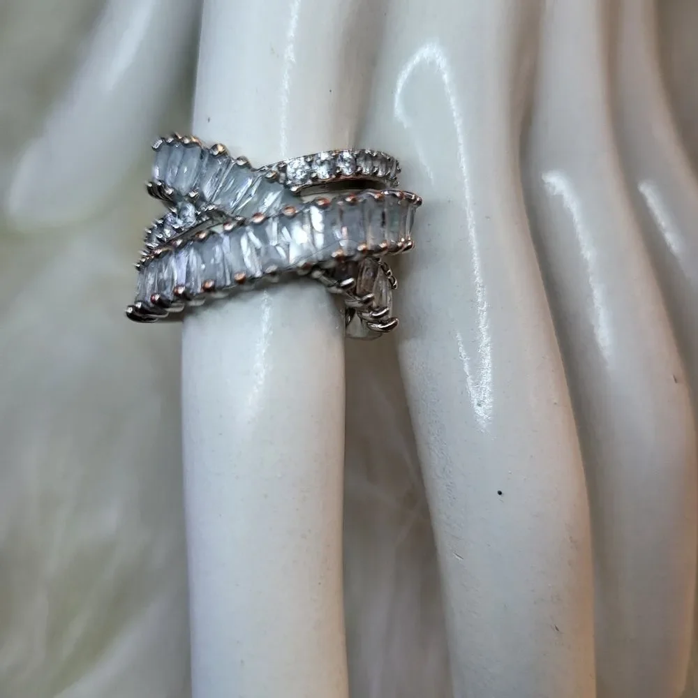 Silver Rhinestone Cocktail Ring Size 8