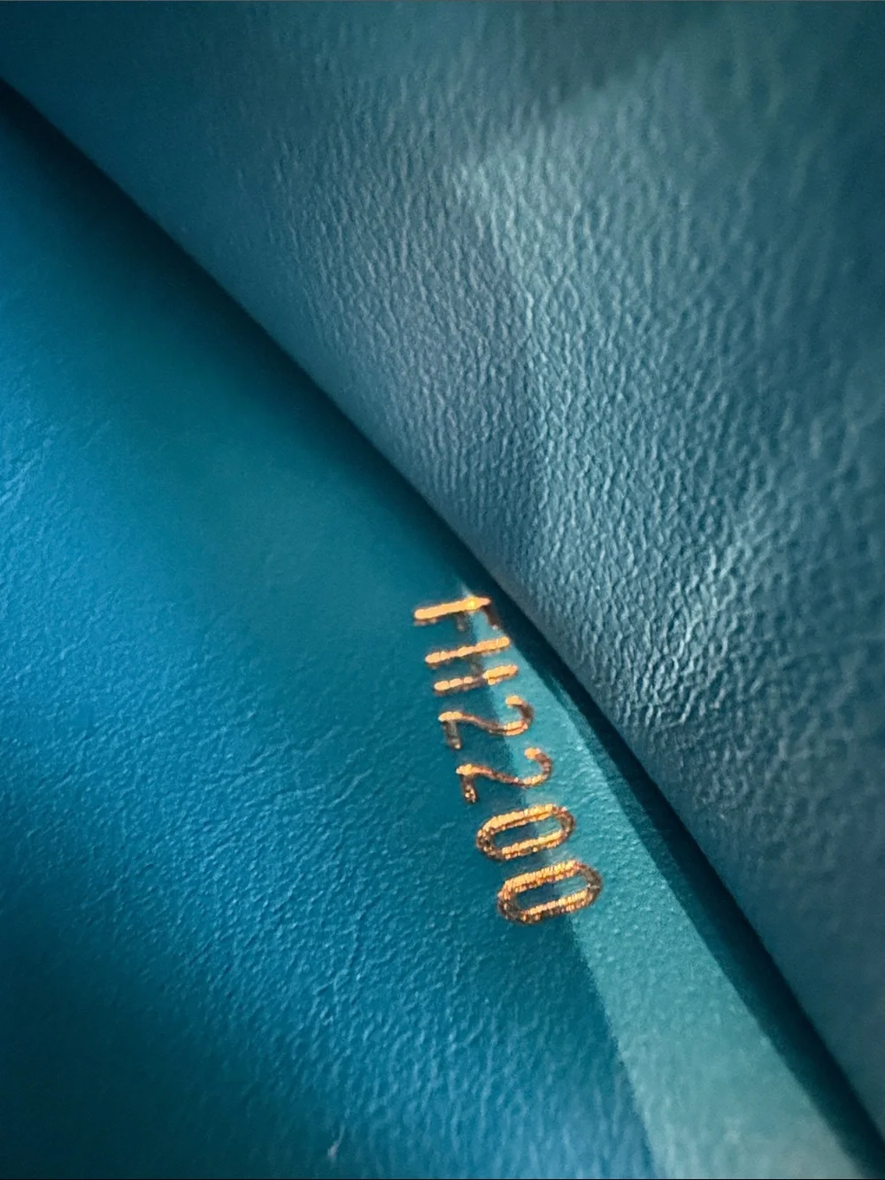 Louis Vuitton flap use fold