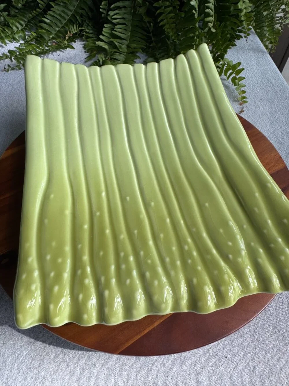 Vintage Crate & Barrel Green Ceramic Asparagus Serving Platter #3620