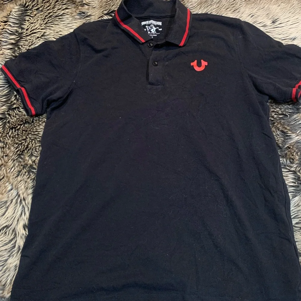True religion classic polo Black /Red trim & logo Size L