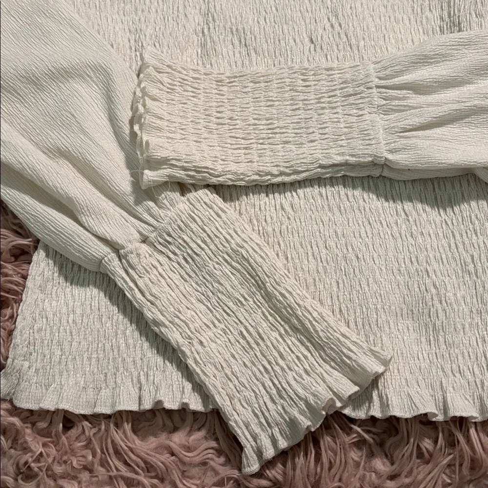 Anthropologie smocked puff