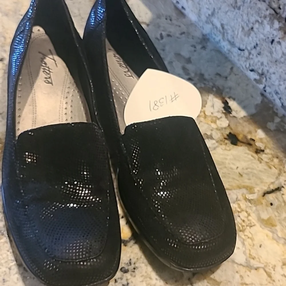 trotters slip