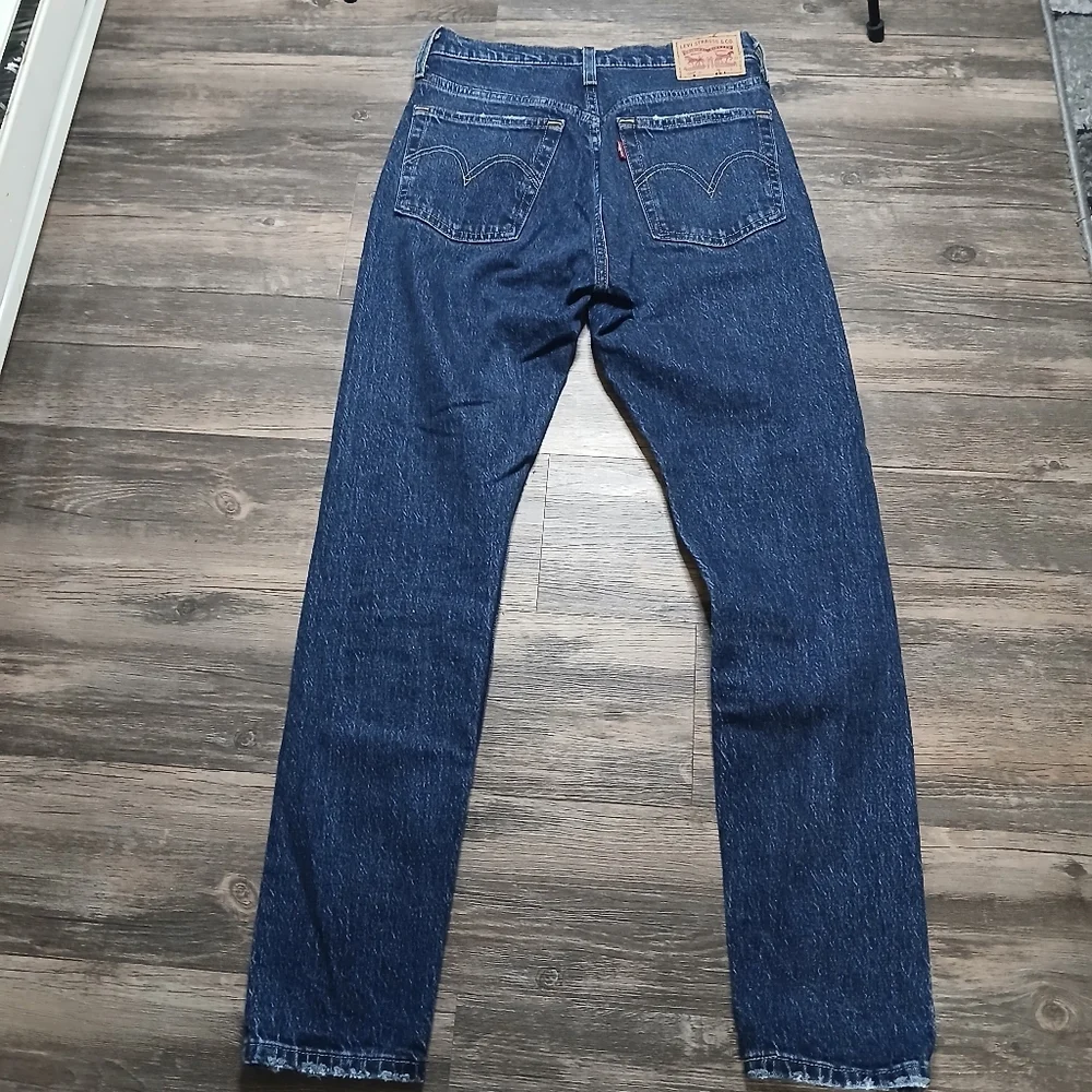 Levis chic levi
