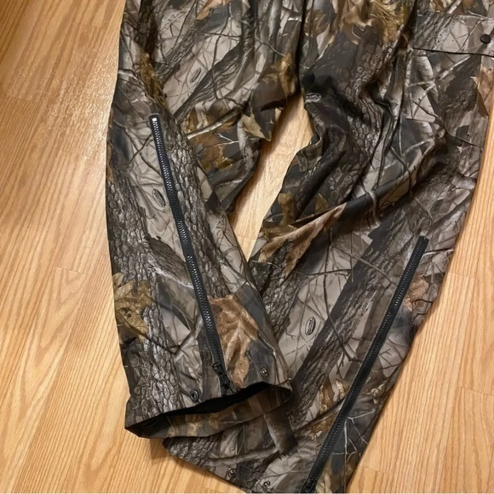 Field & Stream size large