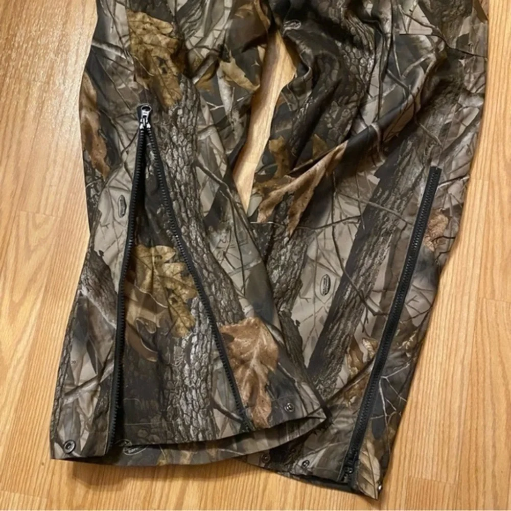 Field & Stream size large