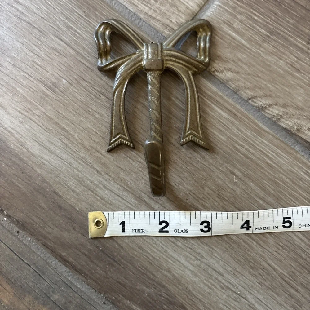 The Unbranded Brand this antique