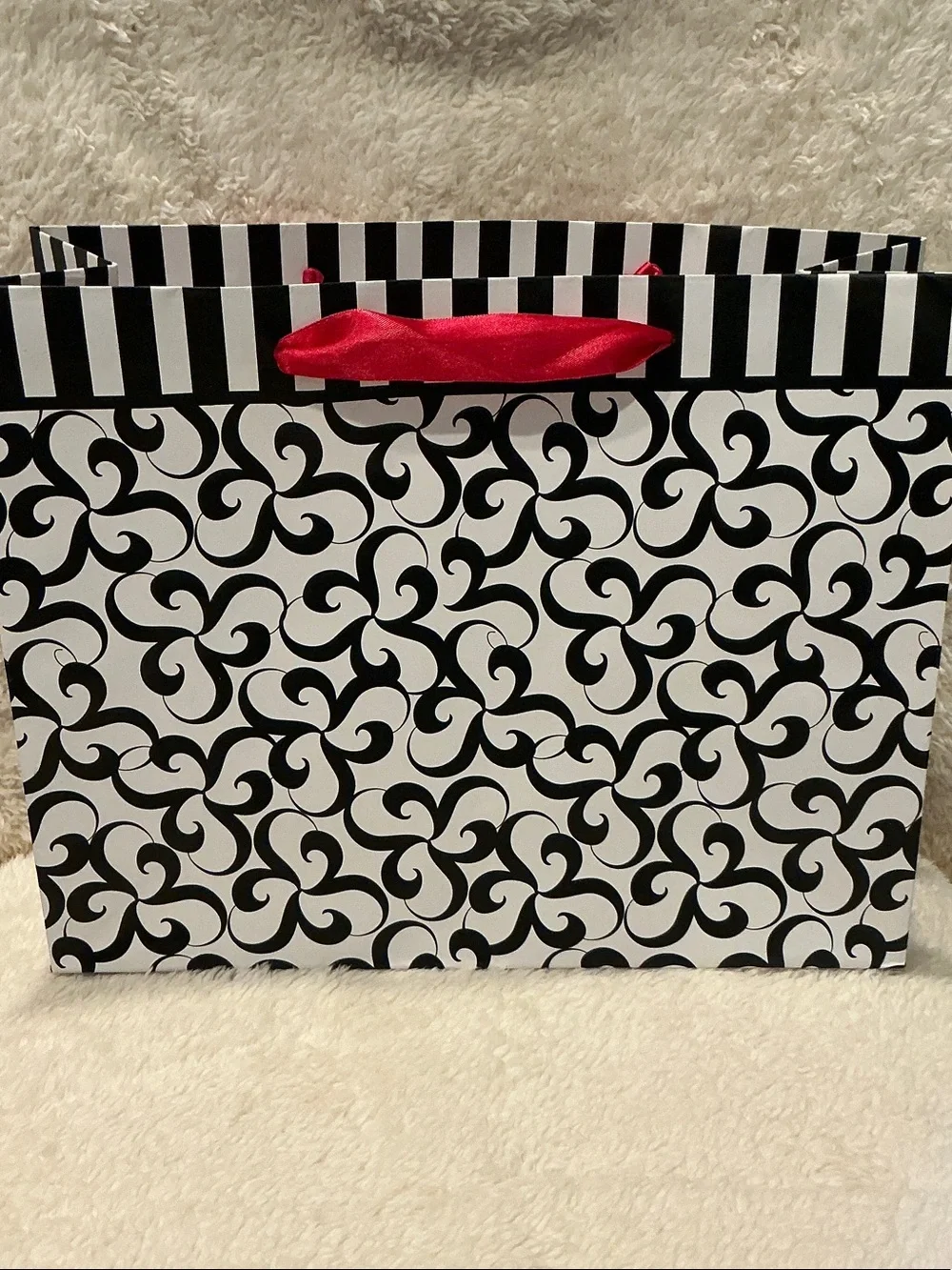N/A stylish zebra