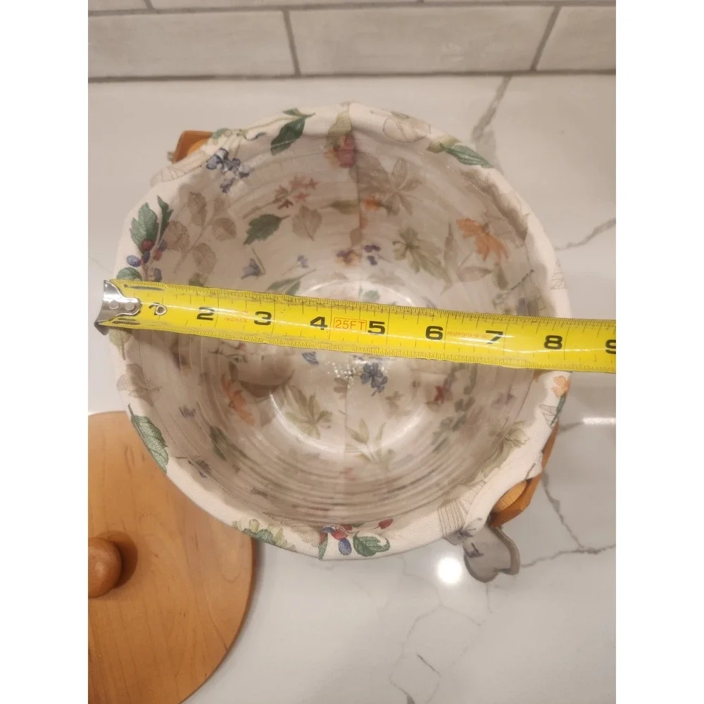 Longaberger Round Basket Garden Splendor Liner & Plastic Liner And Wood Lid 1998