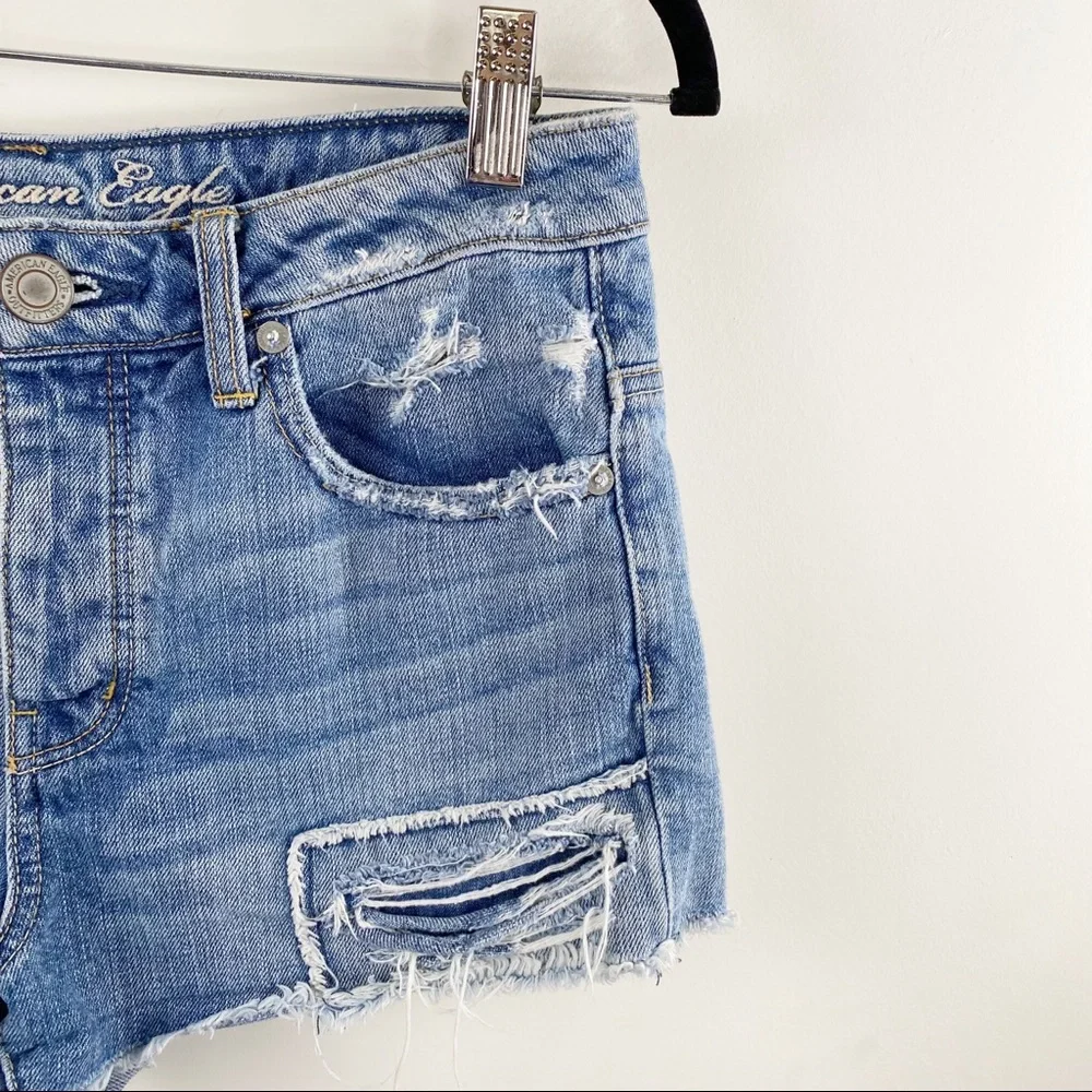American Eagle Outfitters aeo distressed