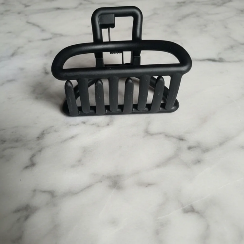 Boutique stylish black
