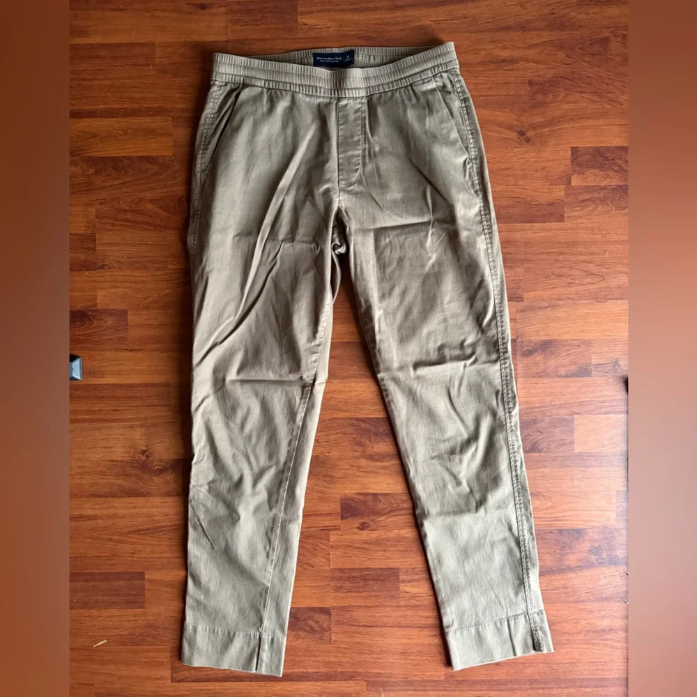 Abercrombie & Fitch Men’s Slim‎ Taper Stretch