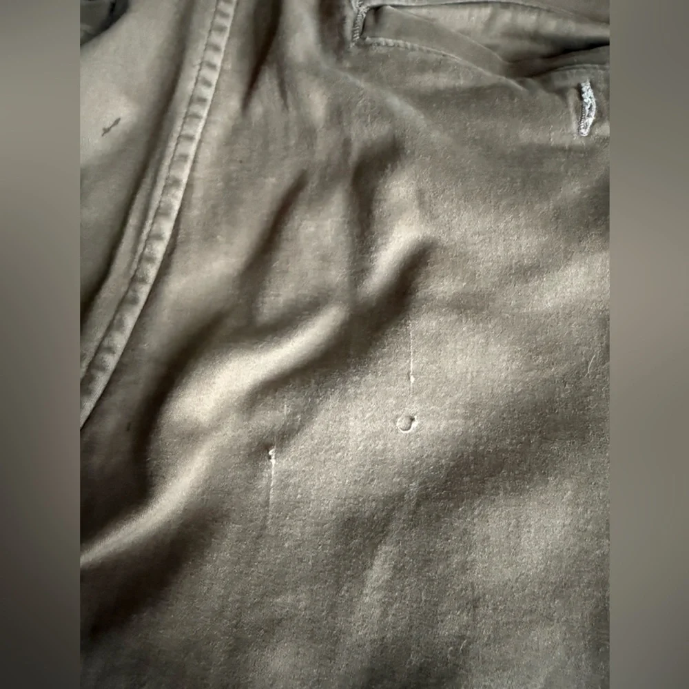 Abercrombie & Fitch classic khaki