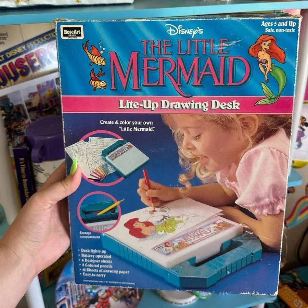 Disney desk lite pre