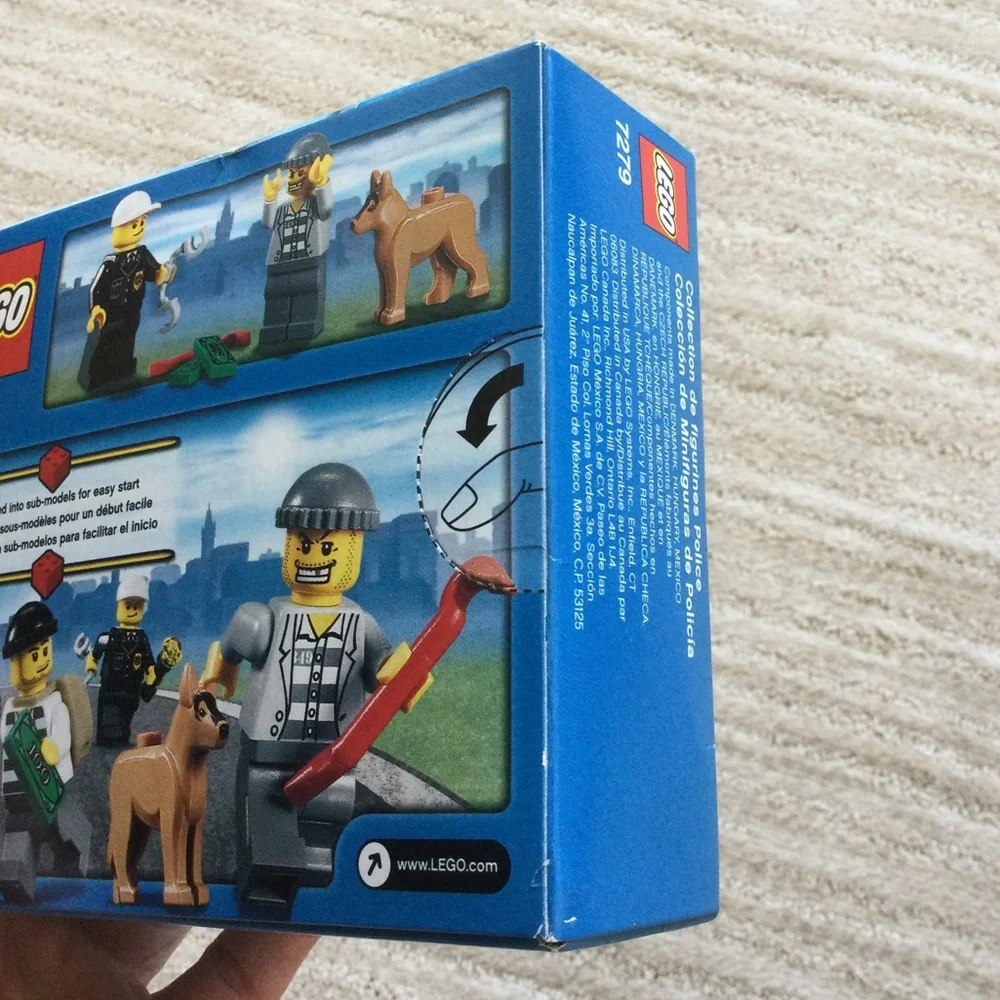 NIB Lego Police Minifigure Collection (7279) Building Set Toy Sealed Box