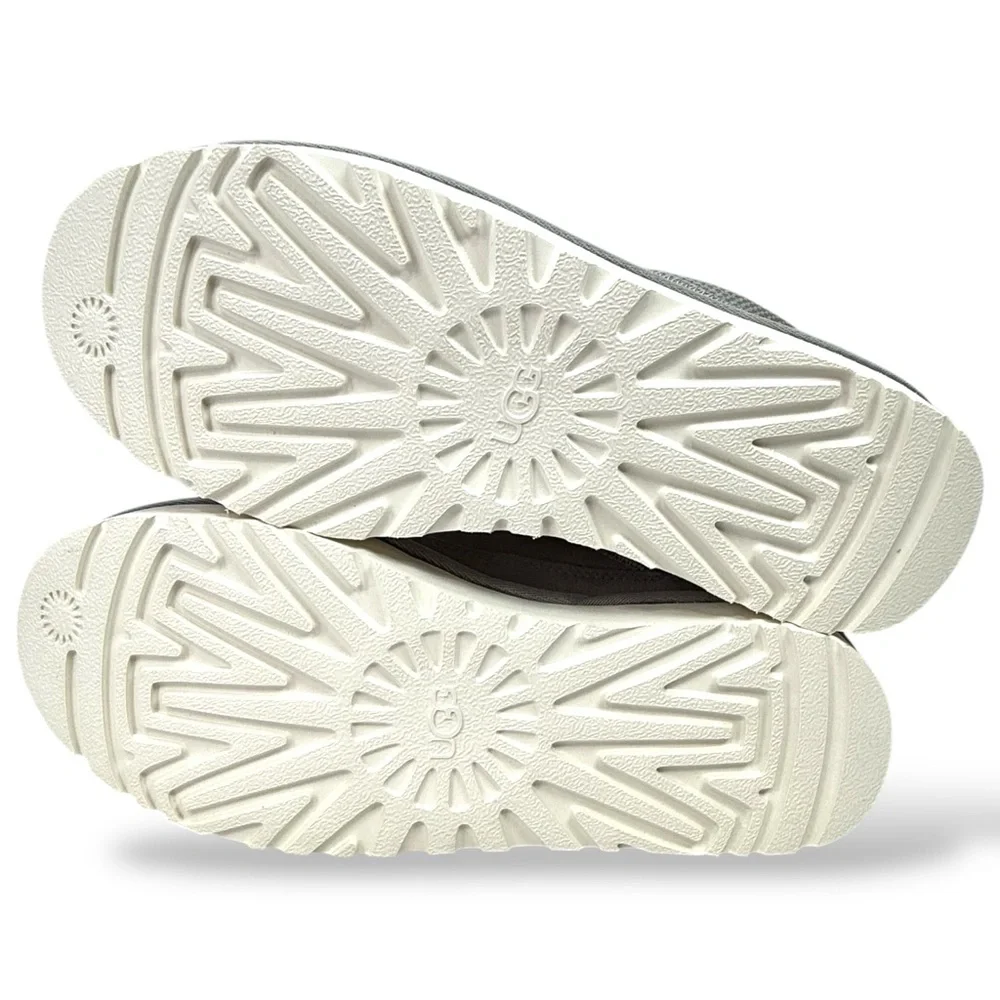 UGG description modern