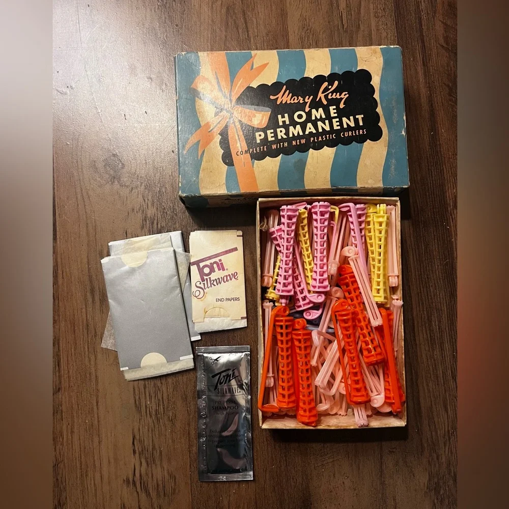 Mary King vintage 50s