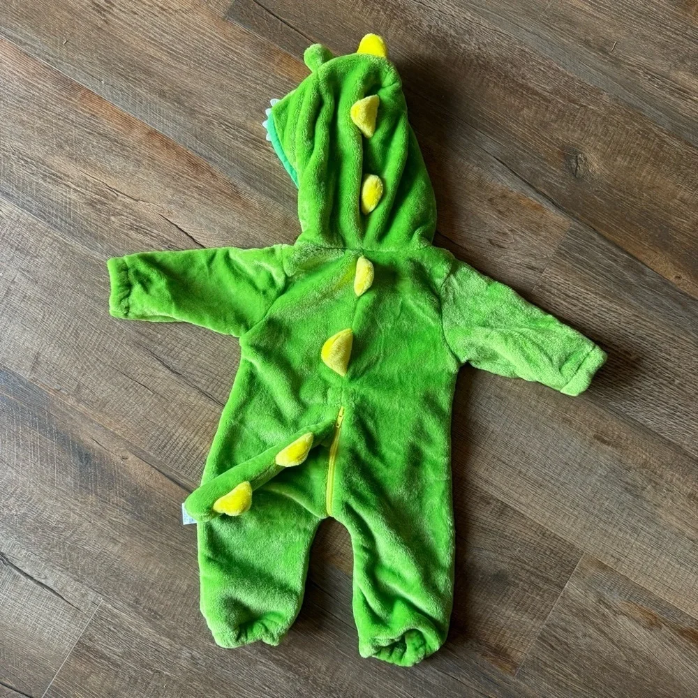 Amazon crocodile infant