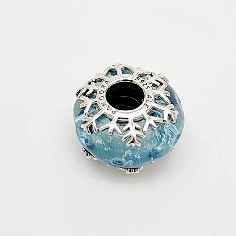 Pandora winter snowflake