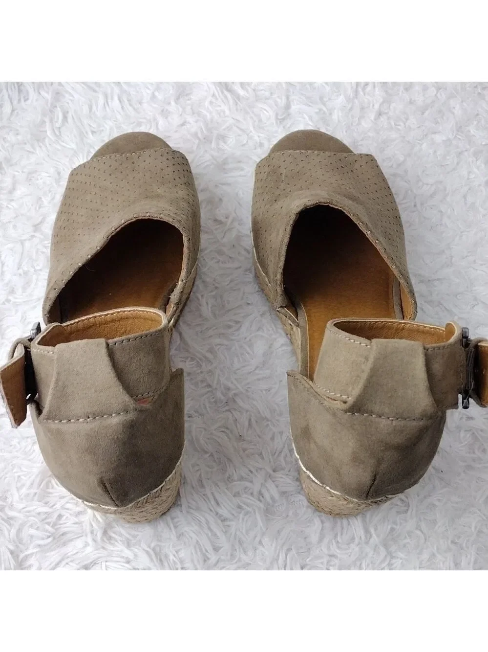 light faux upper