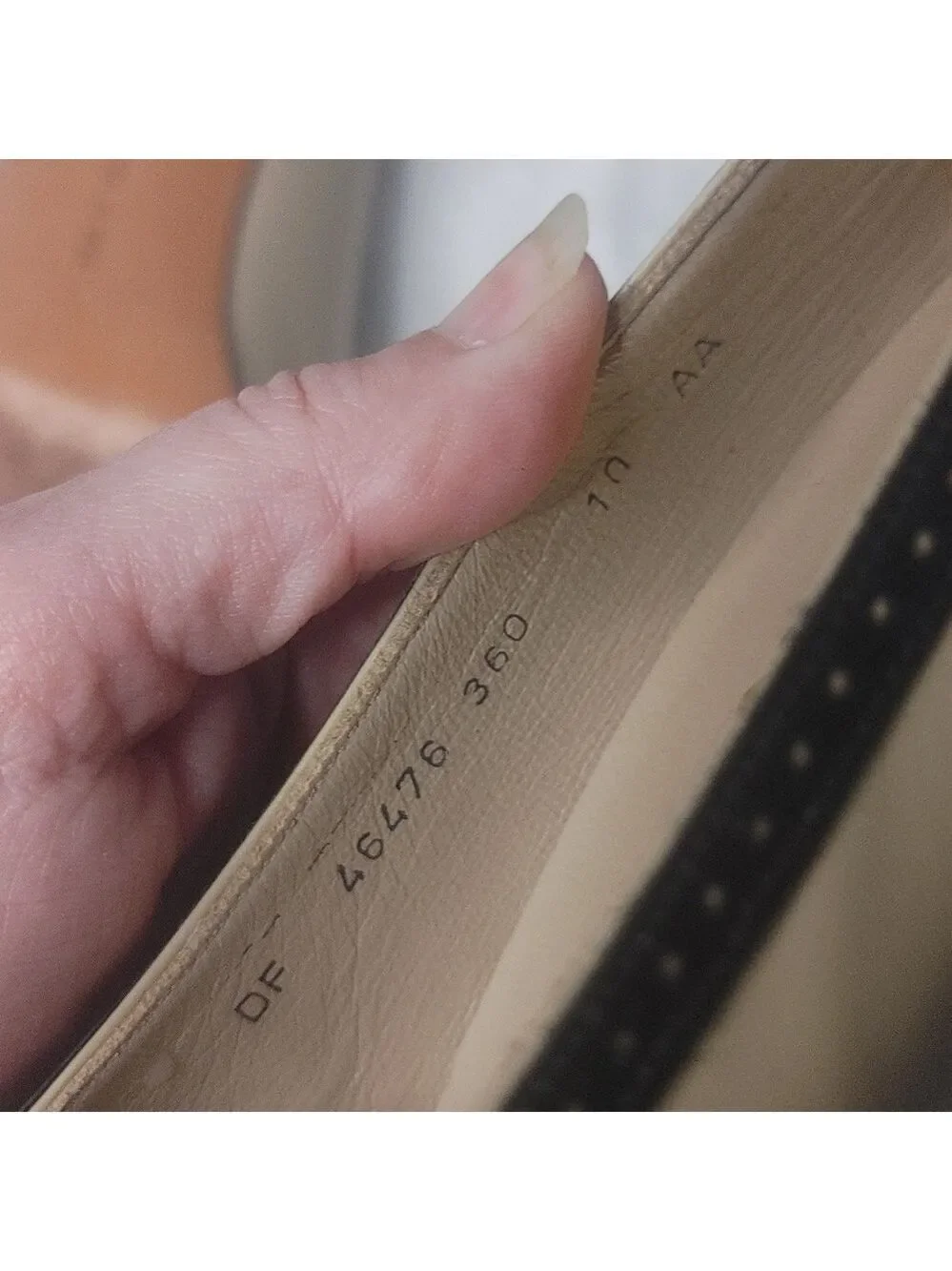 Salvatore Ferragamo glued wear appears