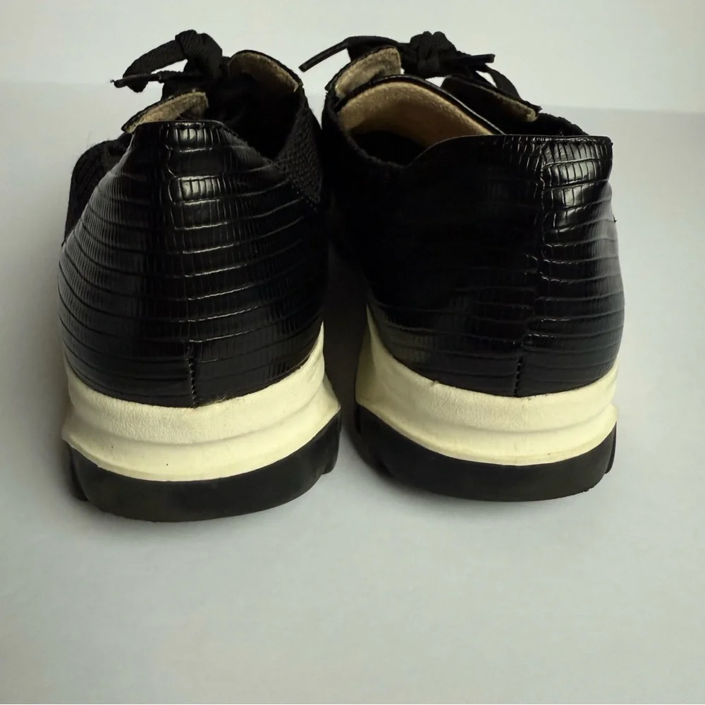 Naturalizer will designed