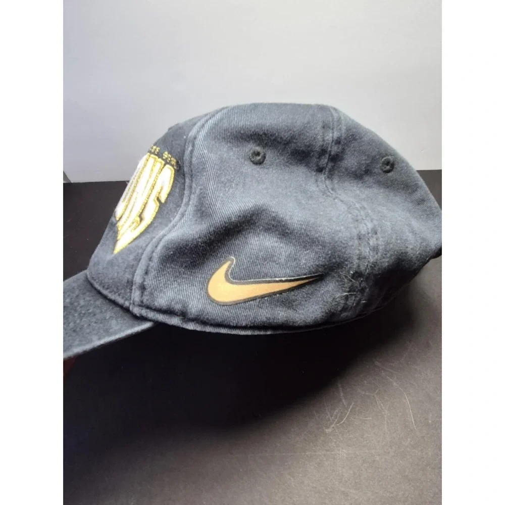 Nike pease see
