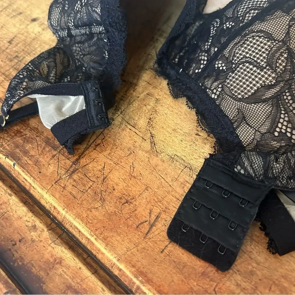 Natori fit bralette lace