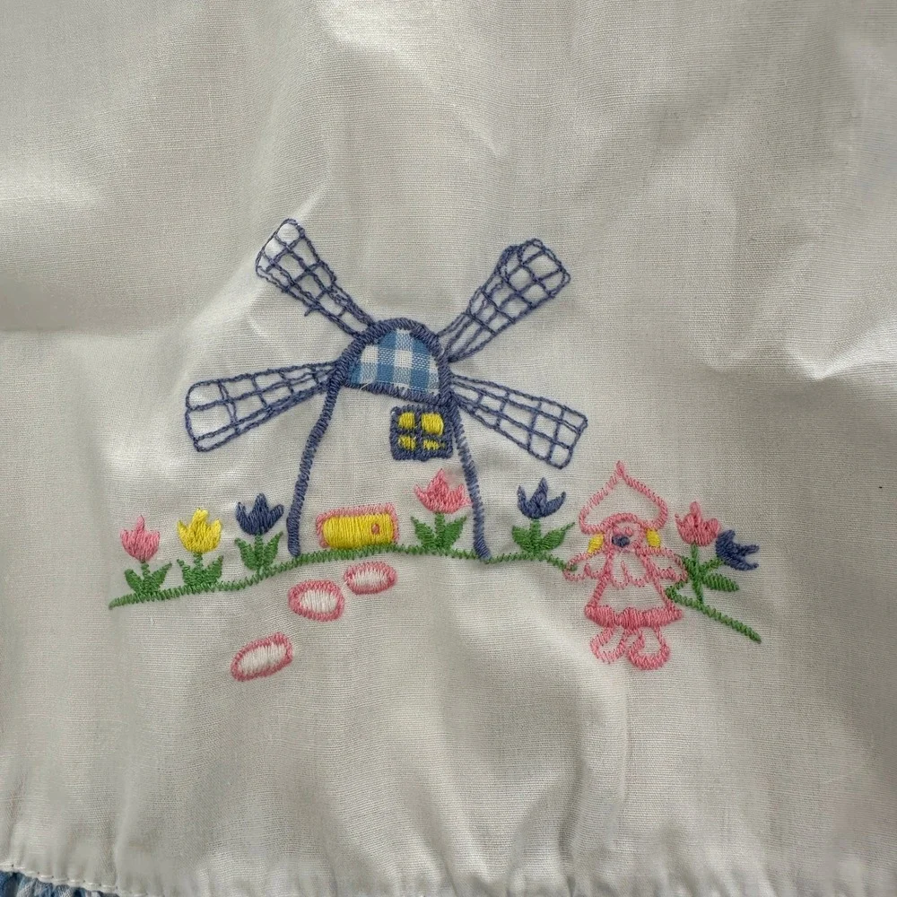 Vintage Baby Bib Blue Gingham Windmill Embroidered Ruffles Ties‎