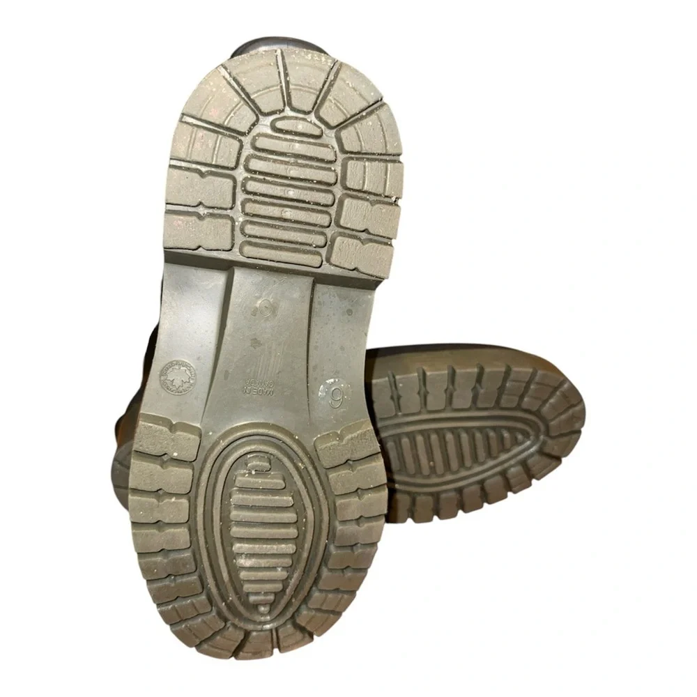L.L. Bean sturdy waterproof