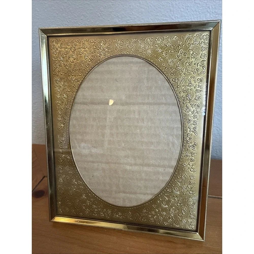 Pair Vtg Gold Tone Metal Picture Frames Embossed Filigree Border Oval Opening