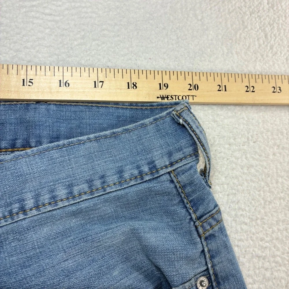 Levis there are