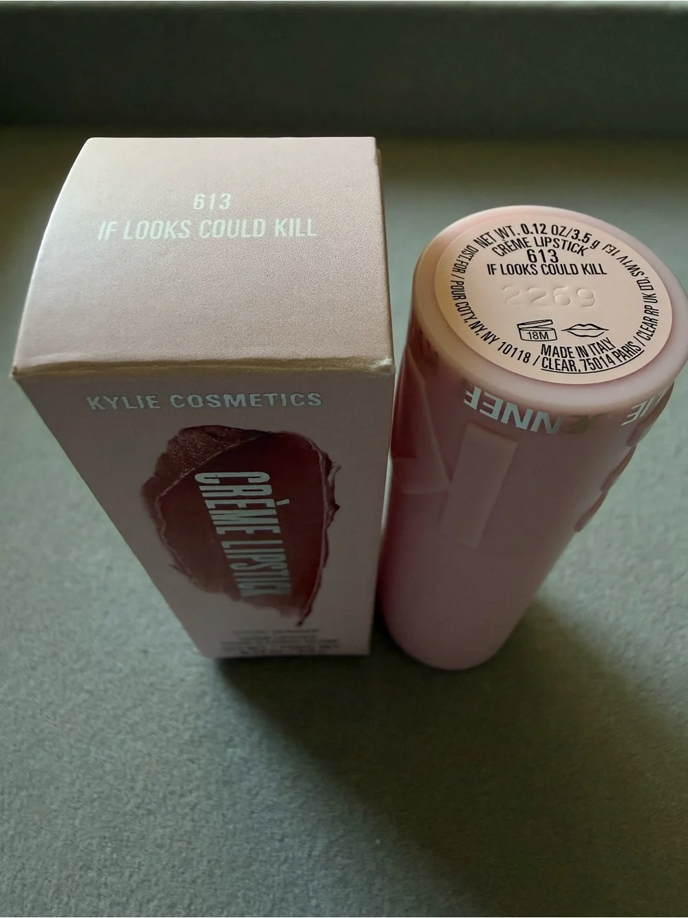 Kylie Cosmetics natural dry or