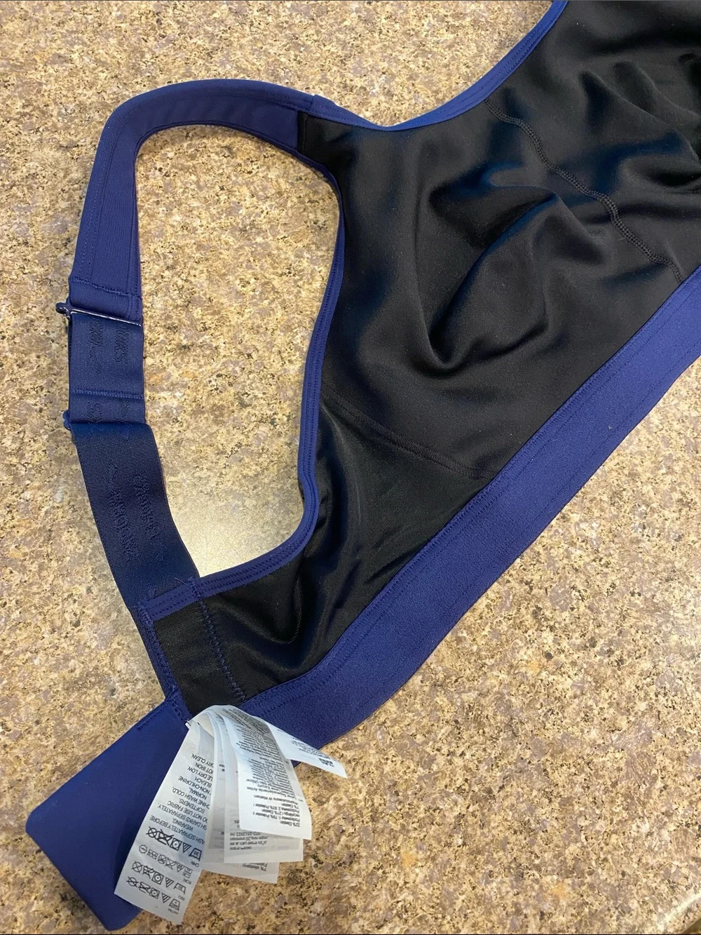 Brooks sports bra