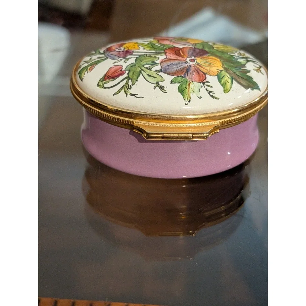 Tiffany & Co. oval halcyon
