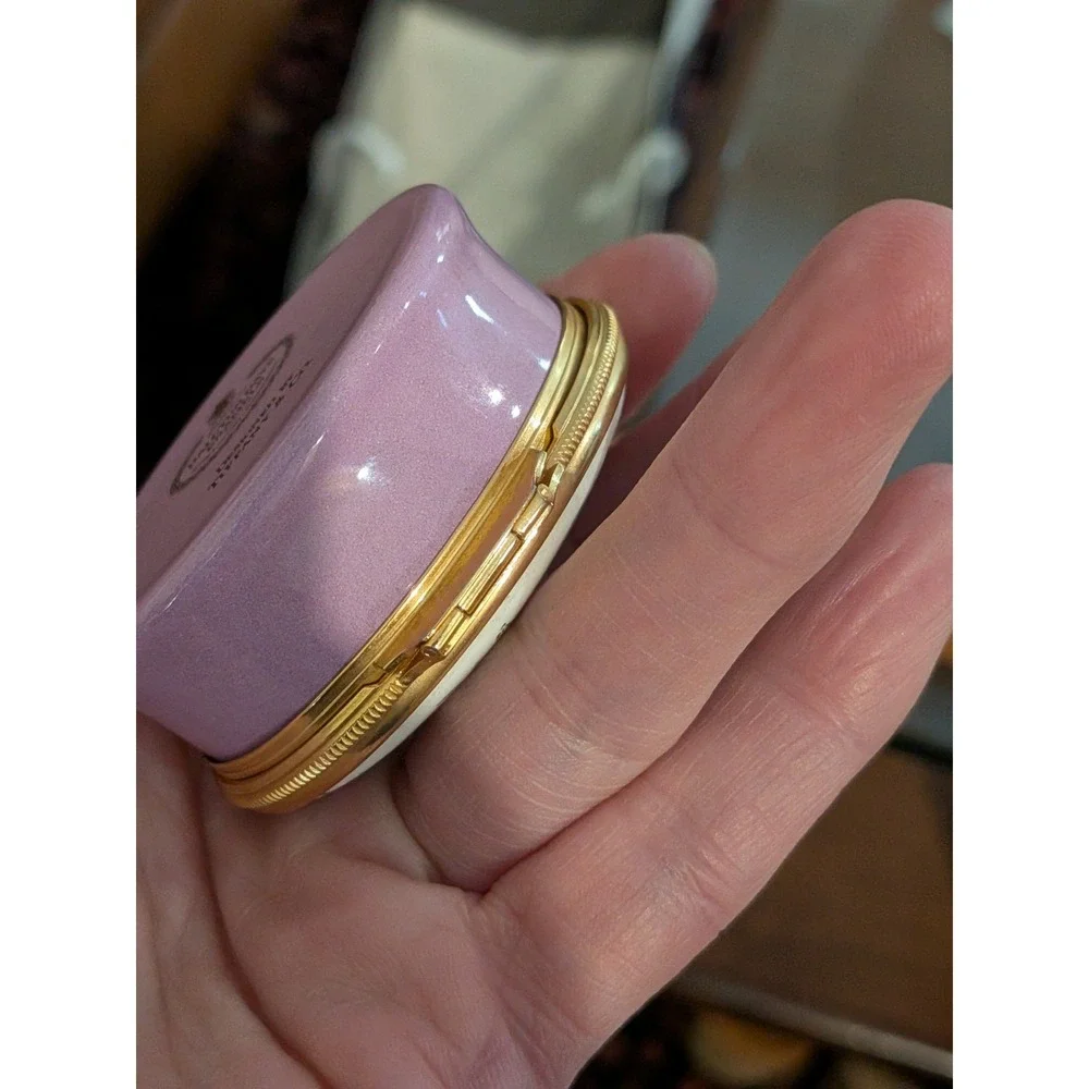 Tiffany & Co. oval halcyon