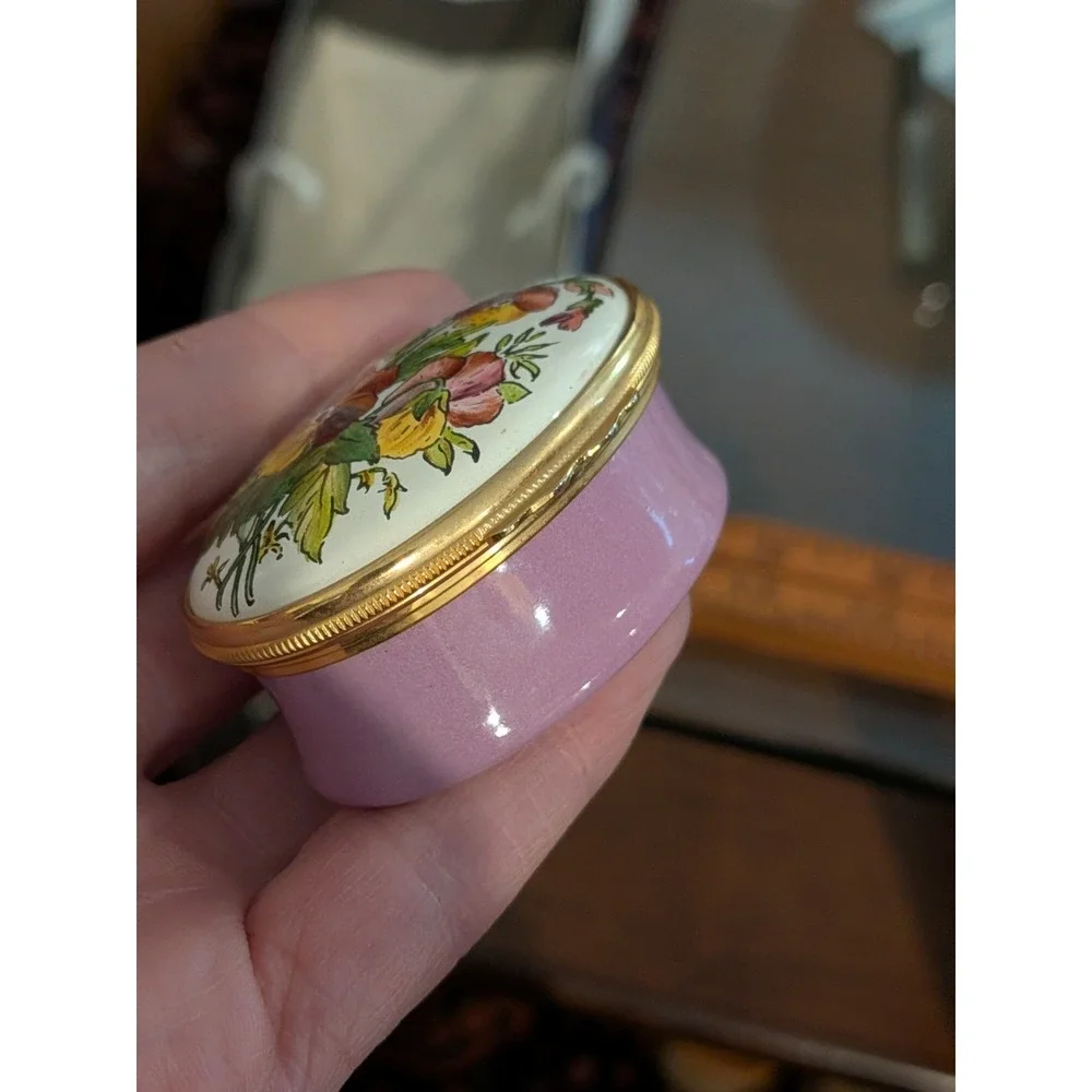 Tiffany & Co. oval halcyon