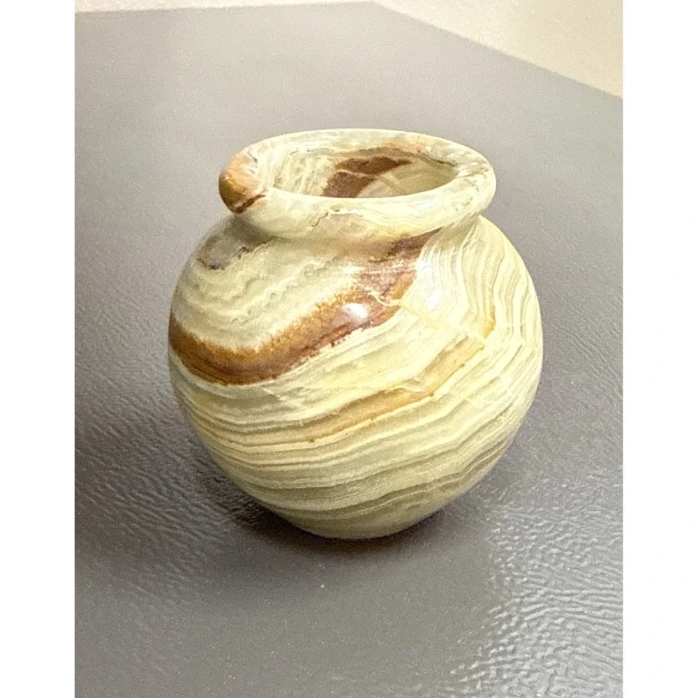 Vintage Miniature‎ Lathe Turned Artisan Onyx Vase Multi Colored 2x2in