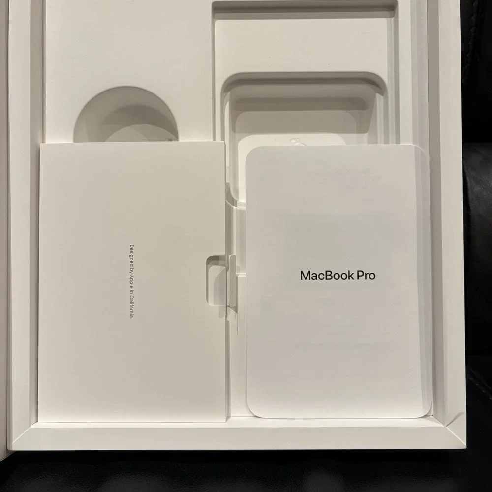 Apple three empty