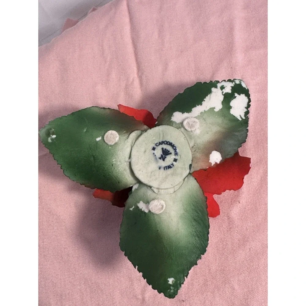 Capodimonte Flower Red Poinsettia Italy Porcelain Napoleon Pre-owned