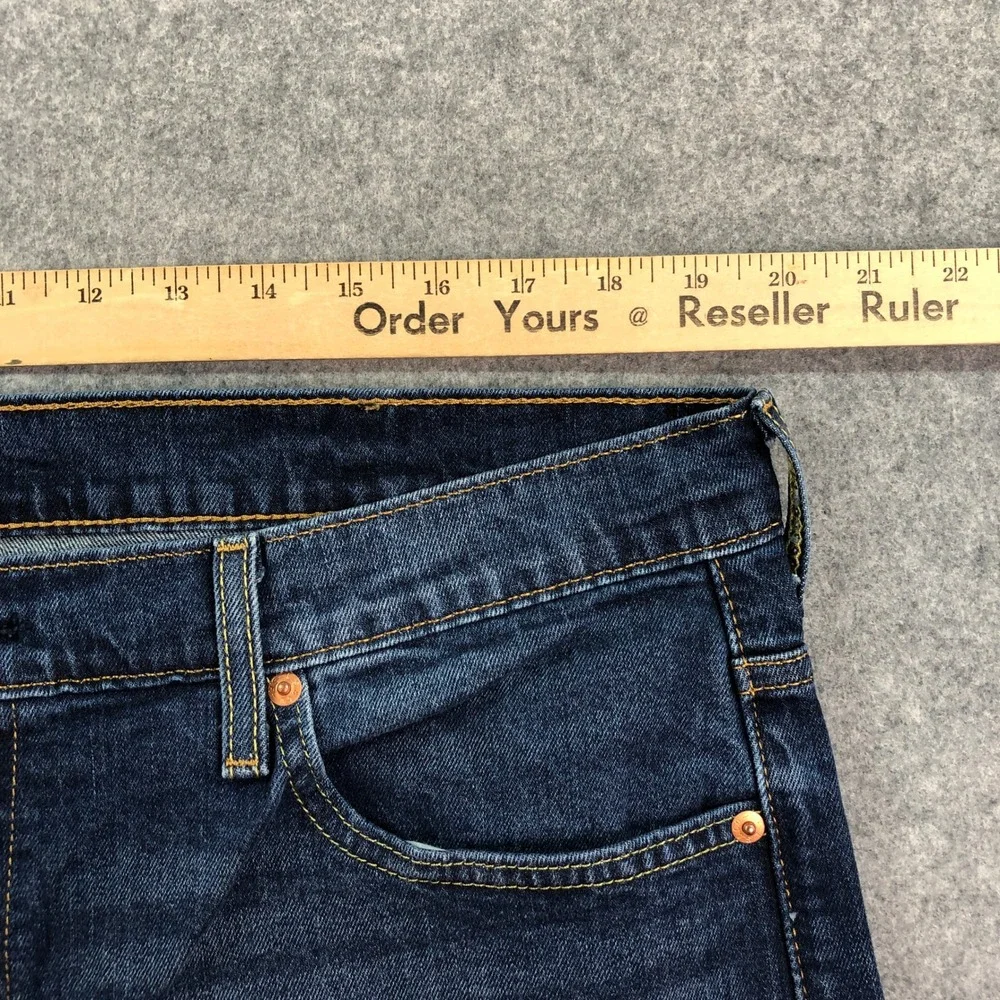 Levis levi mens