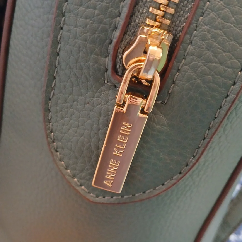 Anne Klein pre owned