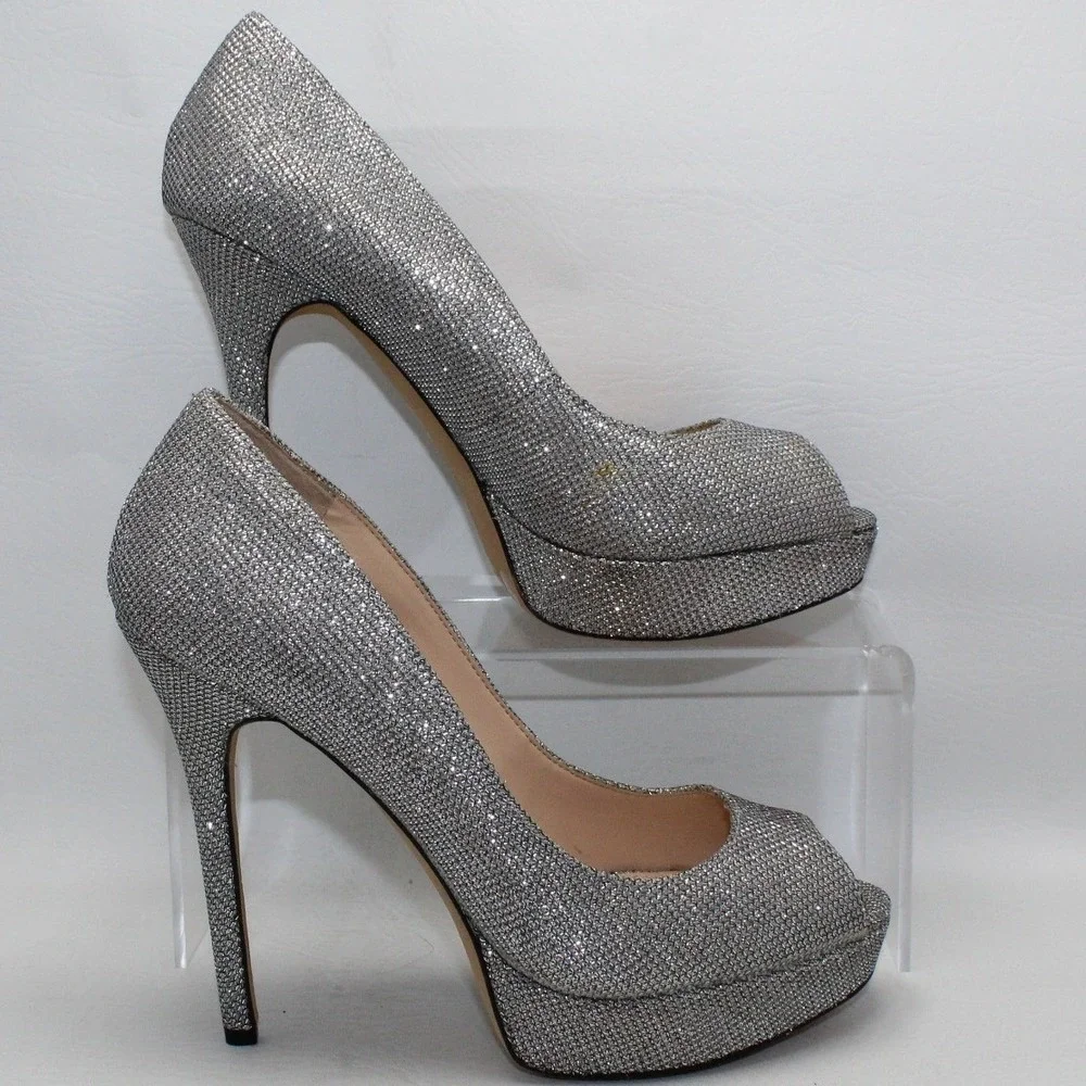 Vince Camuto Lorim Silver Shimmer Peep Toe‎ Platform Pump Heels VC-LORIM 7.5M