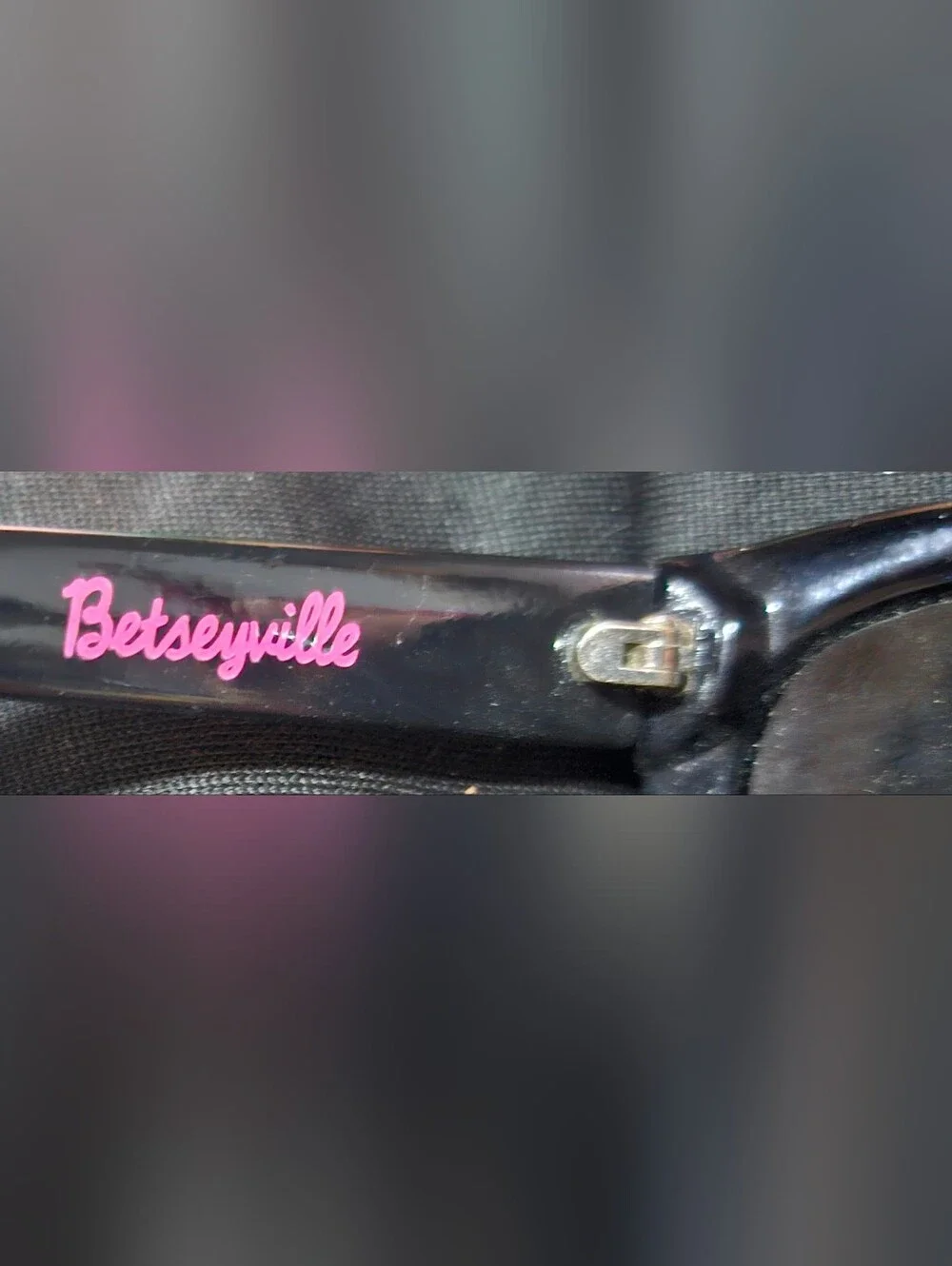 Betsey Johnson outfits lenses accessory