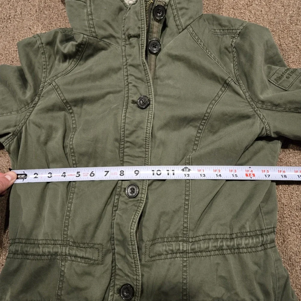 Abercrombie & Fitch abercrombie fitch