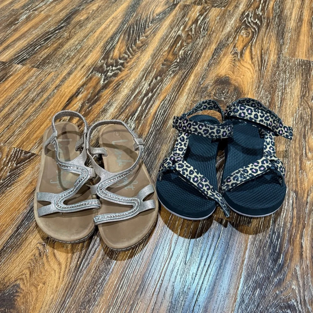 Source Unknown kids shoes were