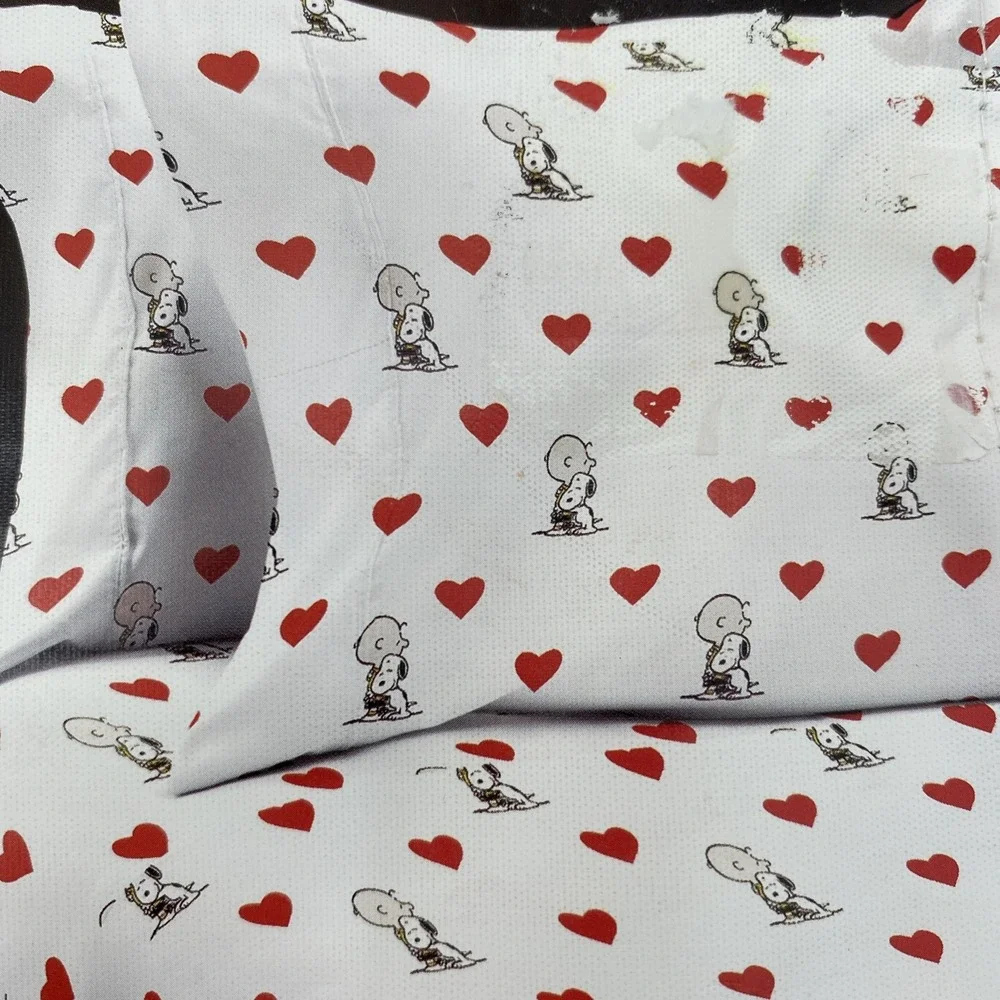 Peanuts Snoopy Sheet Set QUEEN White Charlie Brown Hearts Love Berkshire