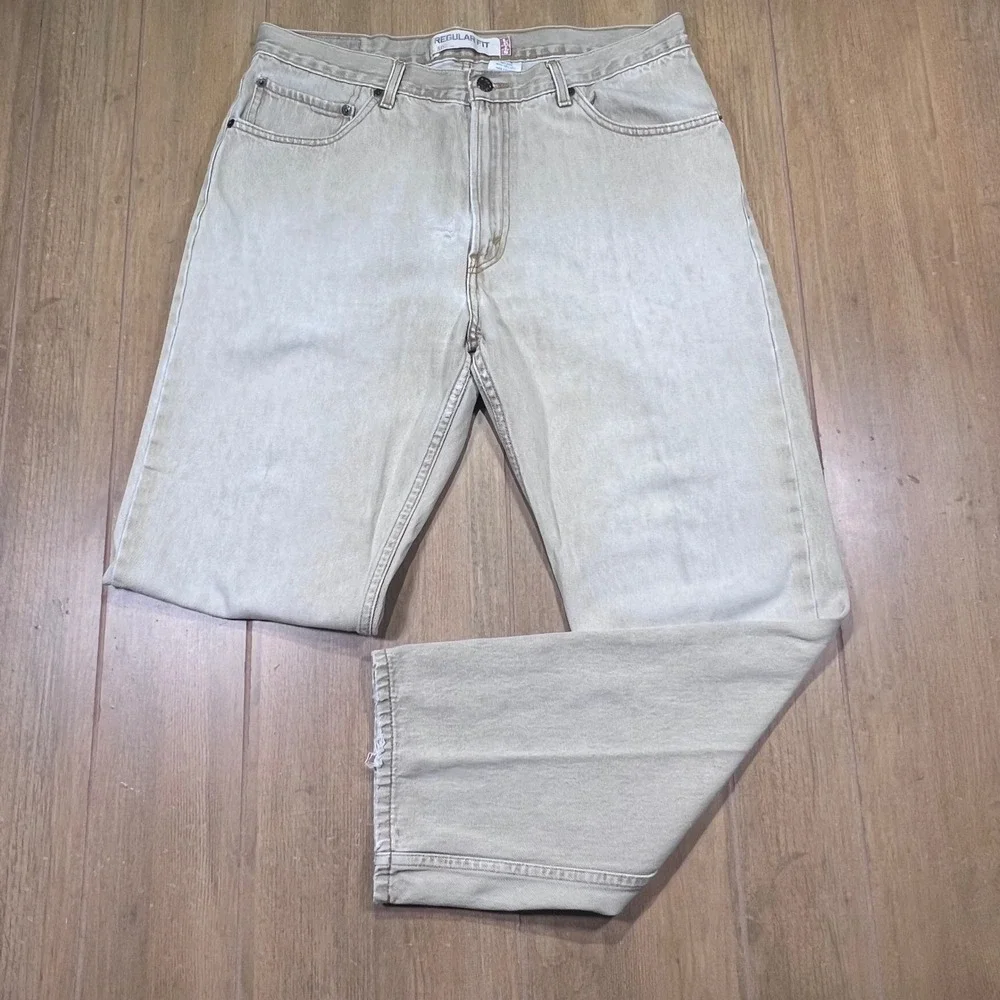 Levis aesthetic red
