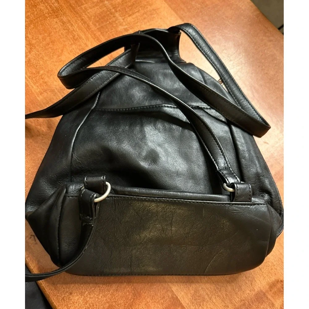 Pop’s pop minimalist backpack